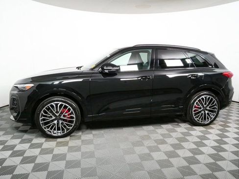 New 2026 Audi SQ5 Premium Plus AWD/4WD image 32