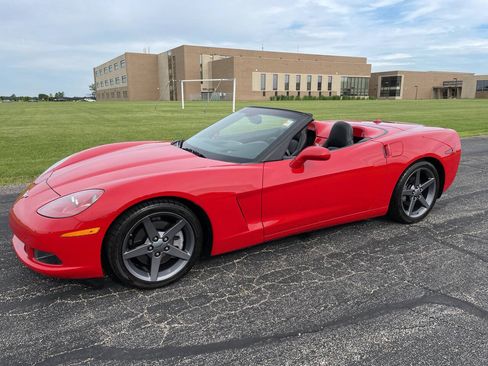 Used 2005 Chevrolet Corvette Convertible w/ Preferred Equipment Group RWD image 68