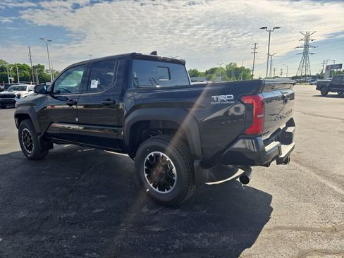 New 2026 Toyota Tacoma TRD Off-Road AWD/4WD image 3