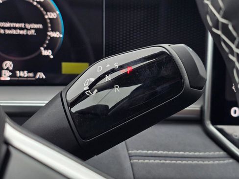 New 2026 Volkswagen Tiguan SE image 30