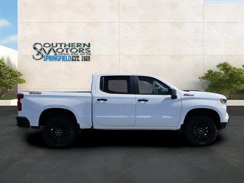 Used 2025 Chevrolet Silverado 1500 LT Trail Boss w/ Convenience Package II AWD/4WD image 6