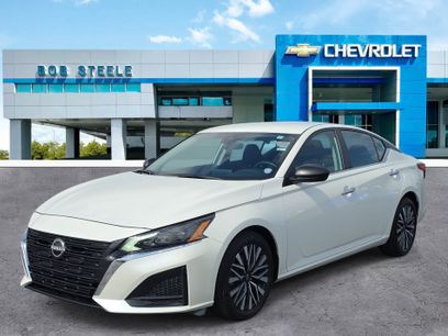 Used 2024 Nissan Altima 2.5 SV