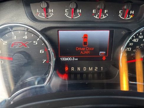 Used 2014 Ford F150 FX4 w/ Equipment Group 402A Luxury image 11
