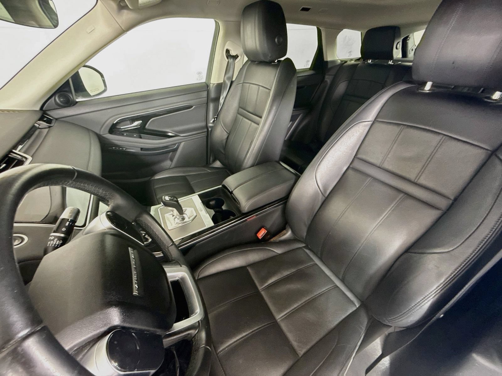 Used 2020 Land Rover Range Rover Evoque SE AWD/4WD image 5