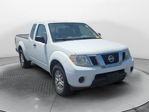 Used 2016 Nissan Frontier SV RWD image 7