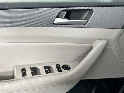 Used 2018 Hyundai Sonata SEL w/ Tech Package 02 image 21