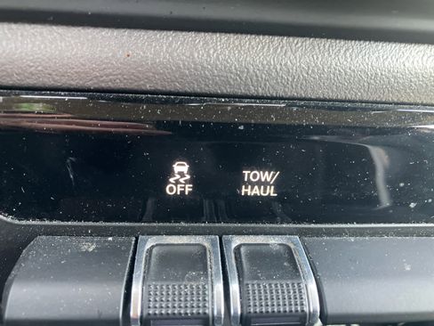 Used 2019 RAM 1500 Big Horn AWD/4WD image 29