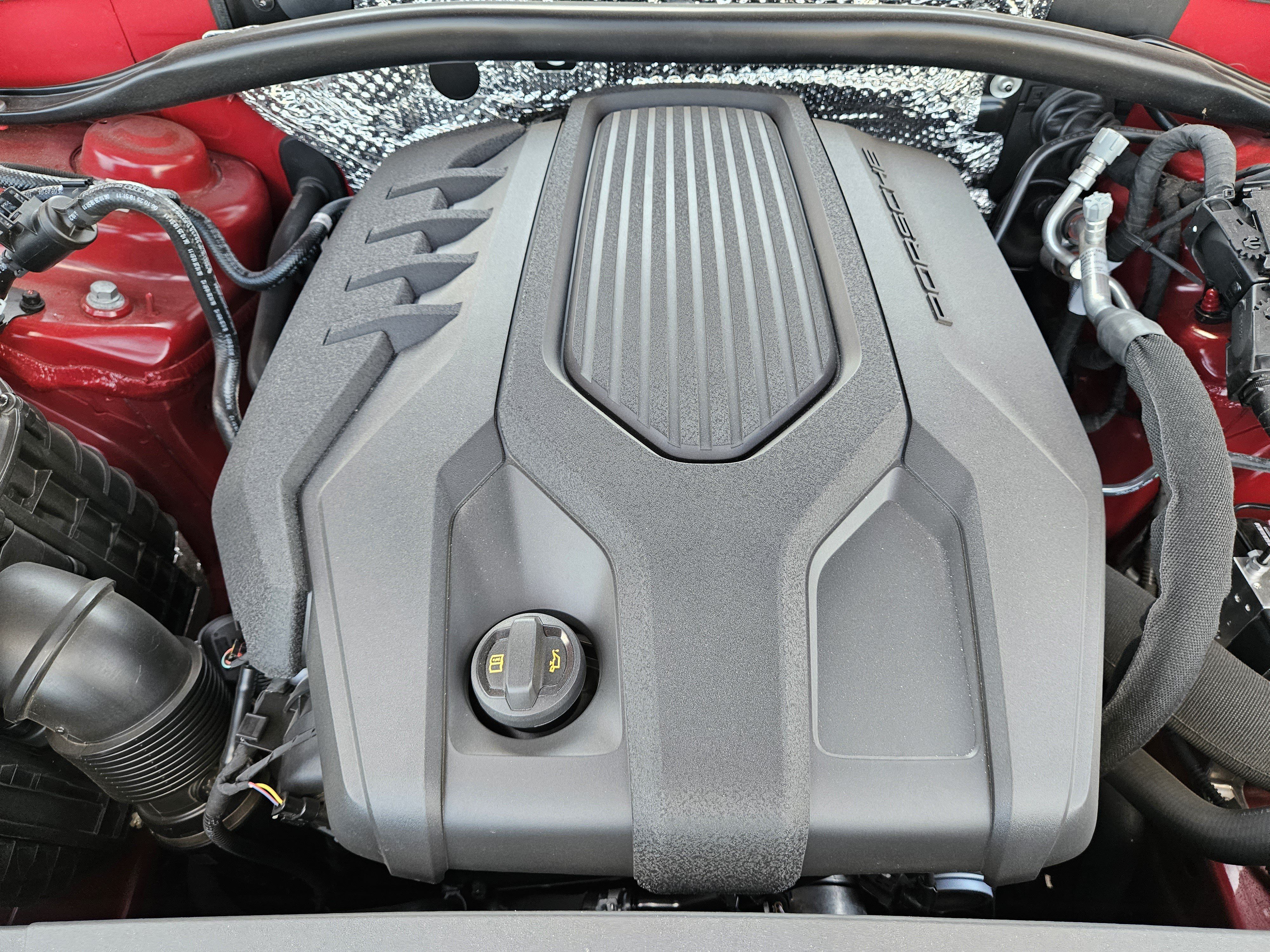Certified 2026 Porsche Macan AWD/4WD image 30