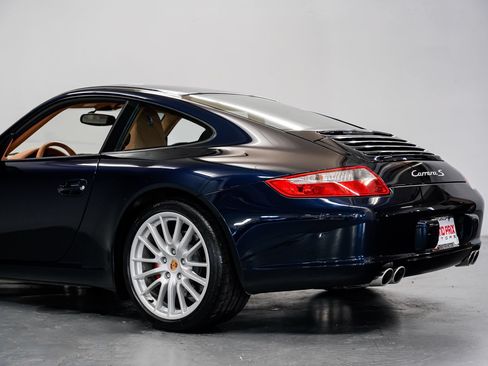 Used 2006 Porsche 911 Carrera S RWD image 31