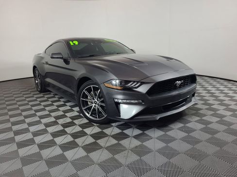 Used 2019 Ford Mustang Coupe w/ Equipment Group 101A RWD image 1