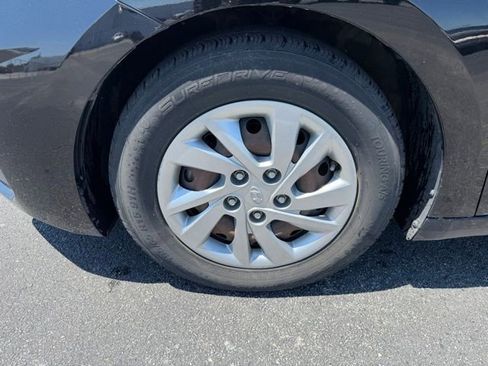 Used 2020 Hyundai Elantra SE FWD image 5