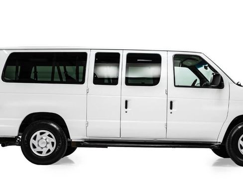 Used 2001 Ford E-350 and Econoline 350 XLT image 5