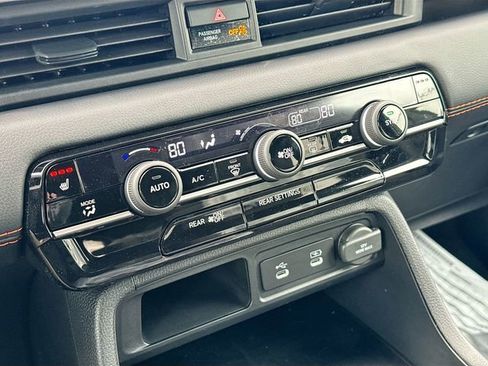 New 2026 Honda Pilot Sport image 17