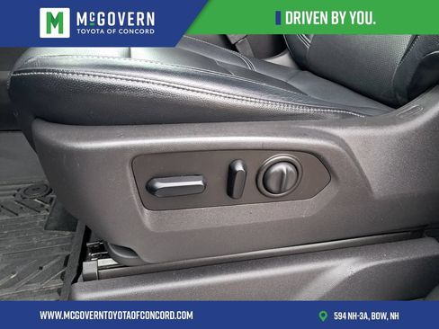 Used 2020 Chevrolet Silverado 1500 RST AWD/4WD image 16
