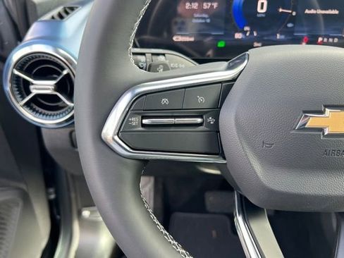 New 2026 Chevrolet Equinox EV LT image 21