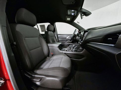 Used 2023 Chevrolet Traverse LT AWD/4WD image 29
