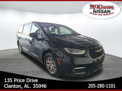 Used 2024 Chrysler Pacifica Touring-L