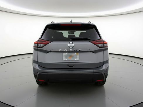 Used 2025 Nissan Rogue SV FWD image 7