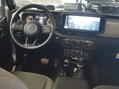 Used 2025 Jeep Wrangler Sport image 11