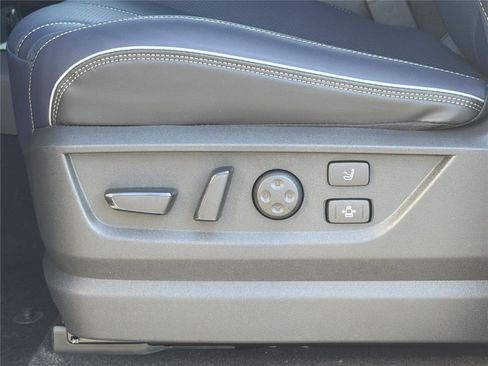 New 2026 INFINITI QX80 4WD w/ Sport Exterior Package image 34