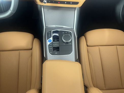 Used 2025 BMW i4 xDrive40i w/ Premium Package image 16