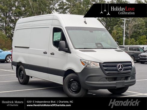 New 2025 Mercedes-Benz Sprinter 2500 image 1