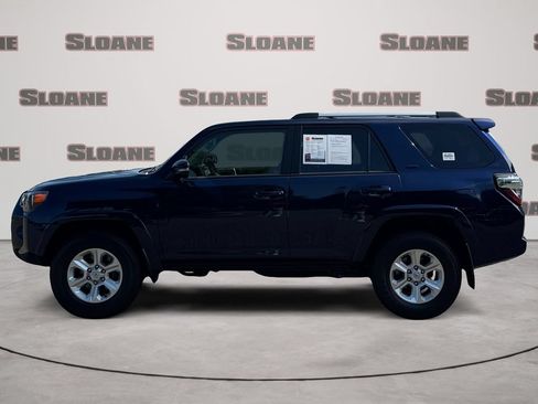 Used 2024 Toyota 4Runner SR5 Premium w/ Moonroof Package AWD/4WD image 2