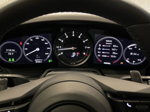 Used 2023 Porsche 911 Carrera 4S image 19