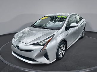 Used 2016 Toyota Prius Four video 1
