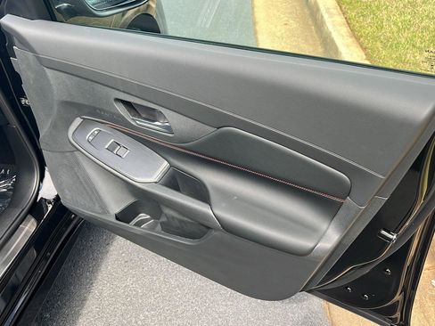 New 2026 Nissan Sentra SR w/ Floor Mat Package FWD image 14