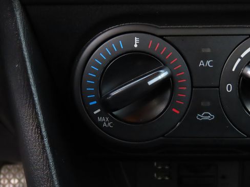 Used 2015 MAZDA MAZDA3 i Sport image 20