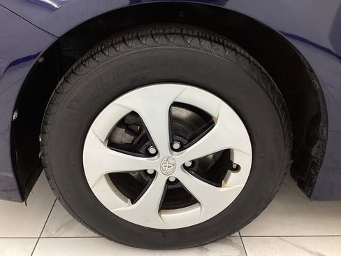 Used 2015 Toyota Prius Two image 44