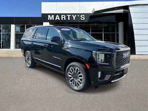 Used 2023 GMC Yukon Denali Ultimate AWD/4WD image 1