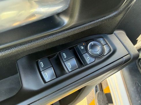 Used 2025 Chevrolet Silverado 2500 Custom w/ Custom Value Package image 21