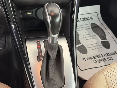 Used 2018 Buick Cascada Premium image 25