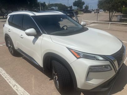 Used 2021 Nissan Rogue SL w/ Premium Package