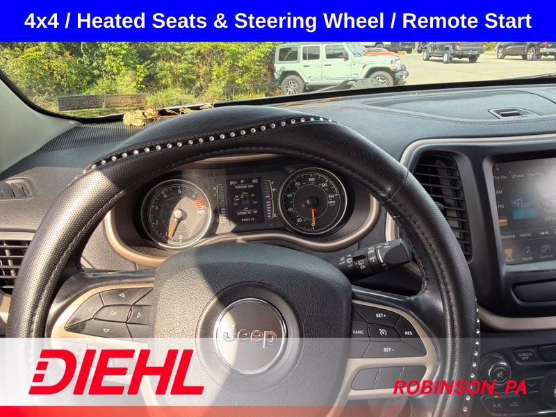 Used 2017 Jeep Cherokee Latitude w/ Cold Weather Group AWD/4WD image 11
