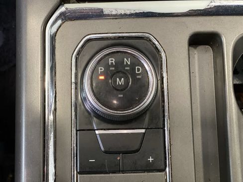 Used 2019 Ford Expedition XLT w/ Equipment Group 201A AWD/4WD image 21
