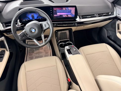 Used 2025 BMW X1 xDrive28i w/ Premium Package AWD/4WD image 12