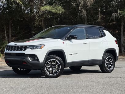 Used 2025 Jeep Compass Trailhawk