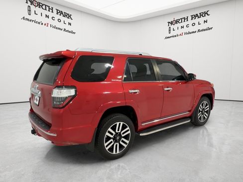 Used 2022 Toyota 4Runner Limited AWD/4WD image 5