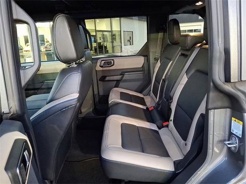 Certified 2024 Ford Bronco Wildtrak image 8