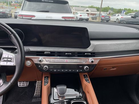 Used 2023 Kia Telluride SX X-Line AWD/4WD image 8