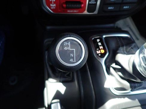 New 2025 Jeep Gladiator Willys image 20