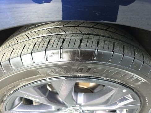 Used 2021 Toyota Sienna XSE image 11