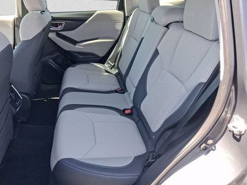 Used 2023 Subaru Forester Premium AWD/4WD image 10