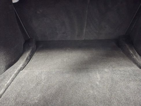 Used 2024 Tesla Model 3 Standard Range RWD image 10