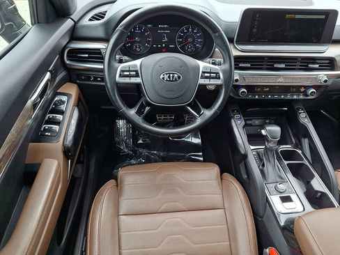 Used 2020 Kia Telluride SX w/ SX Prestige Package AWD/4WD image 12