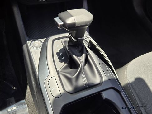 Certified 2025 Kia K4 FWD image 24