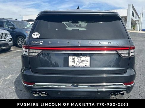 Used 2023 Lincoln Aviator Black Label w/ Class IV Trailer Tow Package AWD/4WD image 6